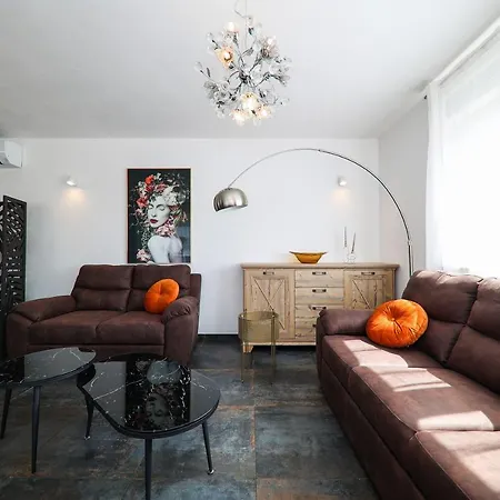 Bronzato Apartment