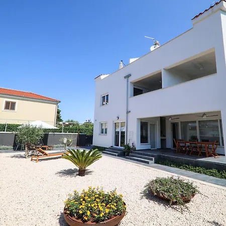Apartment Bronzato Zadar