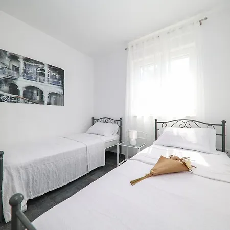 Apartment Bronzato *